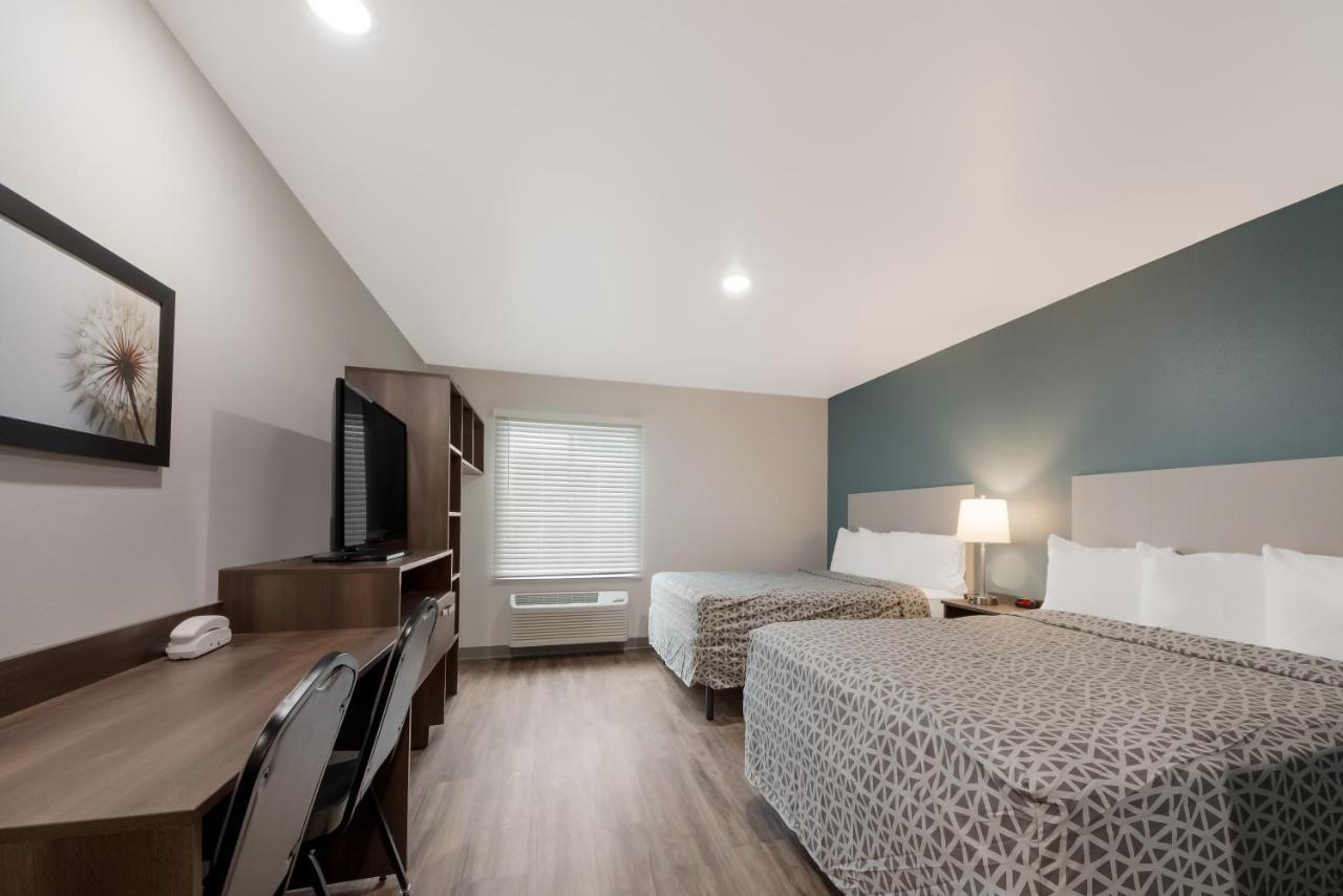 Woodspring Suites San Antonio Utsa - Medical Center Exterior photo